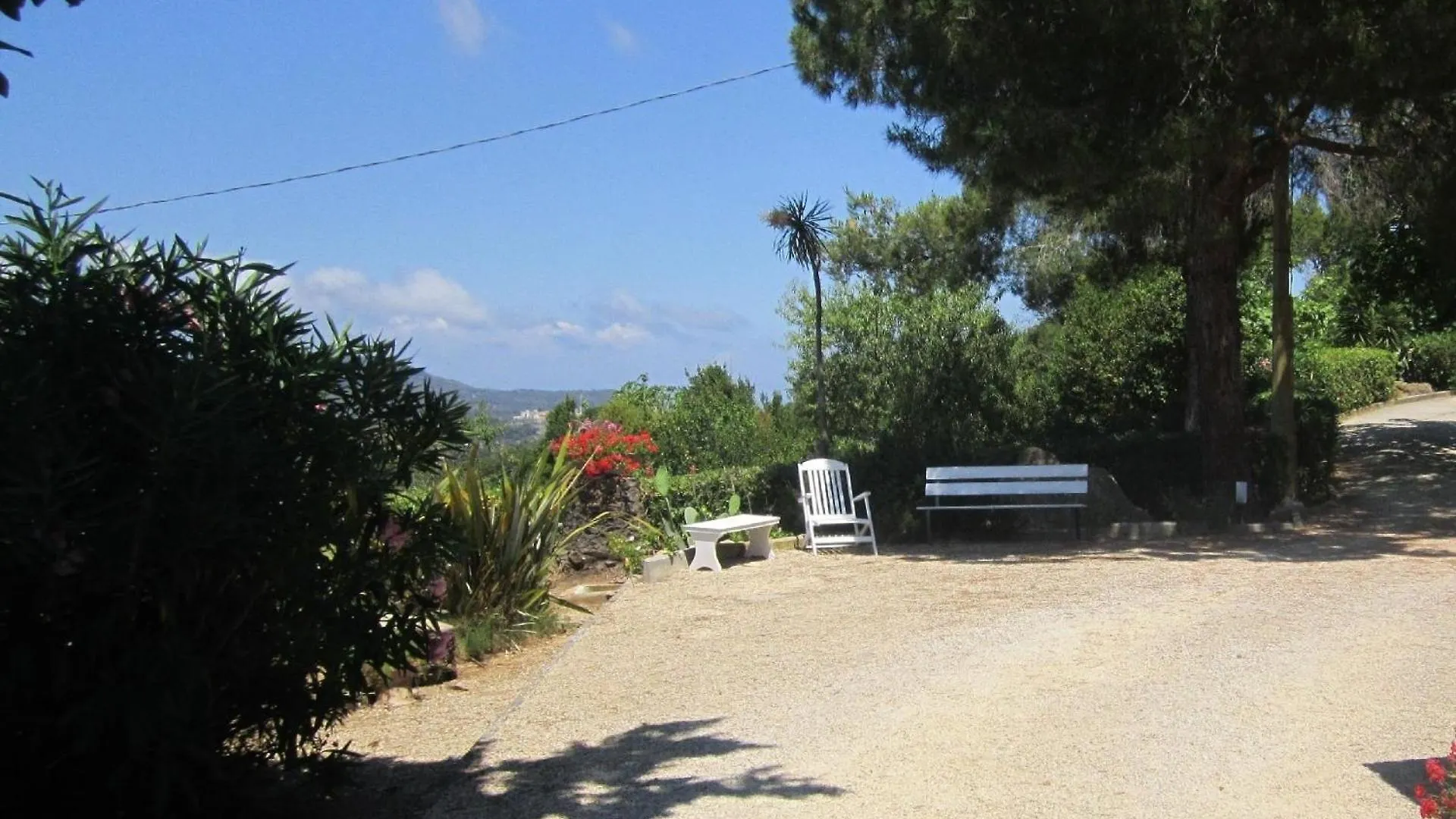Ferienwohnung In Capoliveri Mit Schoenem Garten