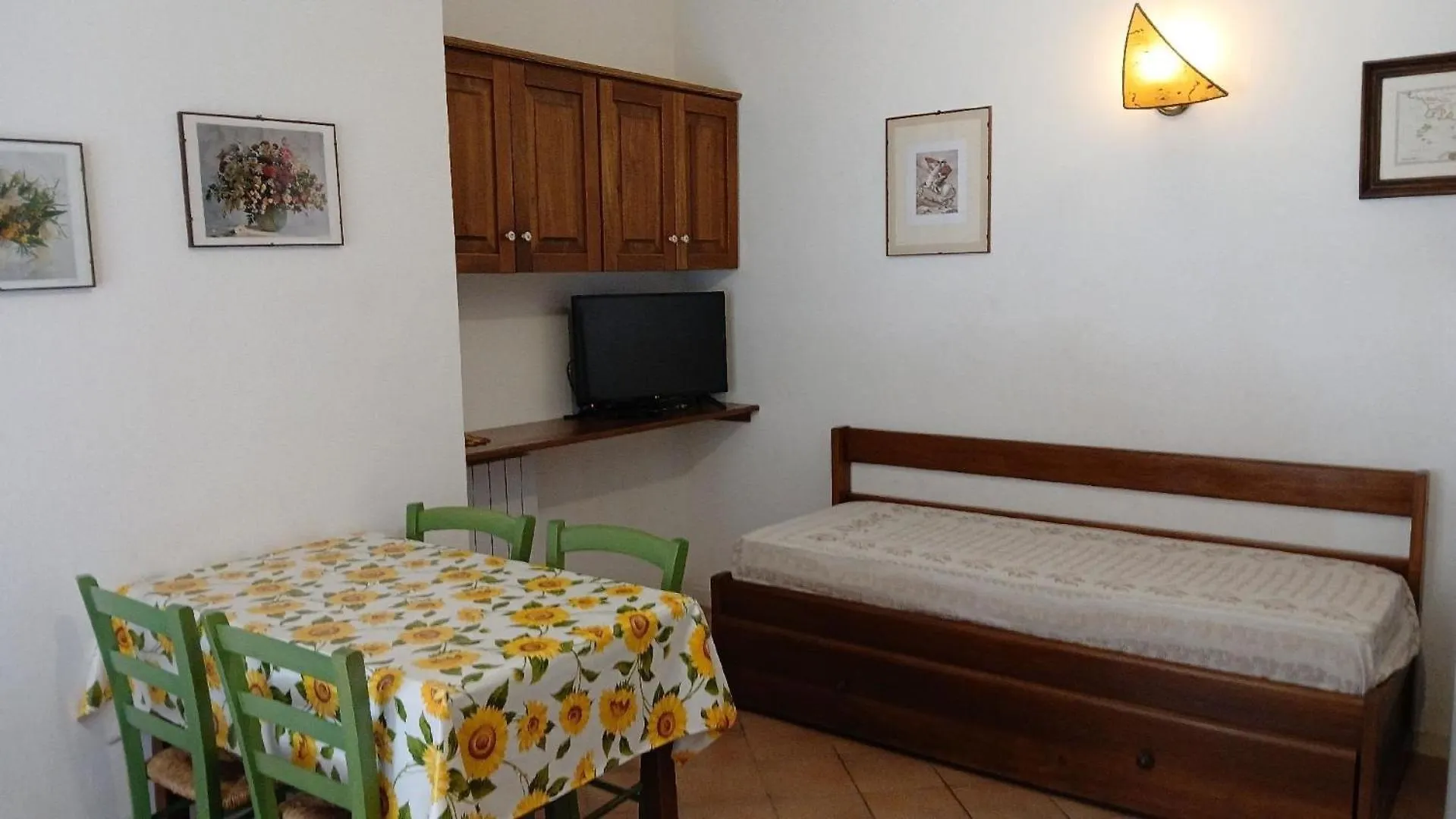 Ferienwohnung In Capoliveri Mit Schoenem Garten - B55509 0*, كابوليفيري إيطاليا