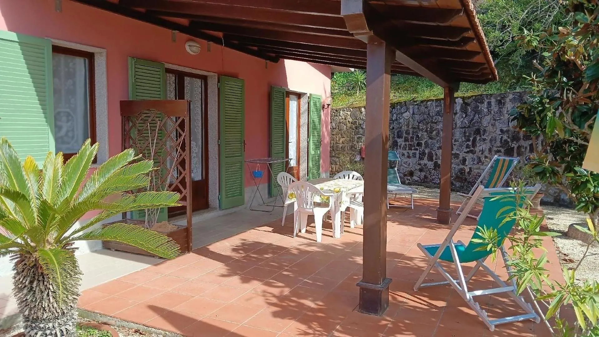 Apartment Ferienwohnung In Capoliveri Mit Schoenem Garten - B55509