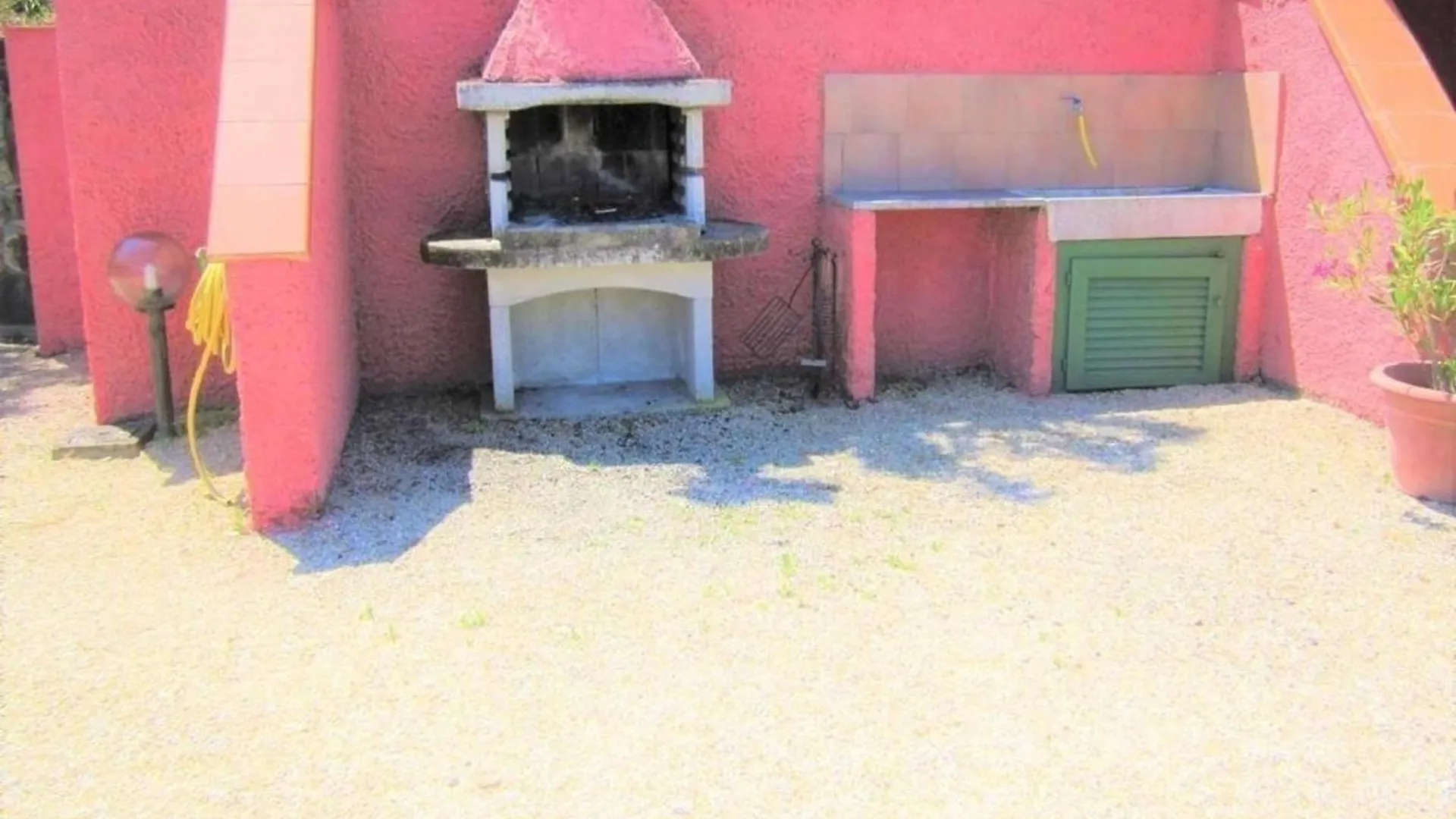 Apartment Ferienwohnung In Capoliveri Mit Schoenem Garten - B55509